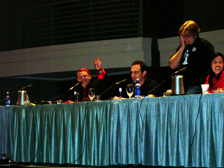 05anifest-04mon_12
